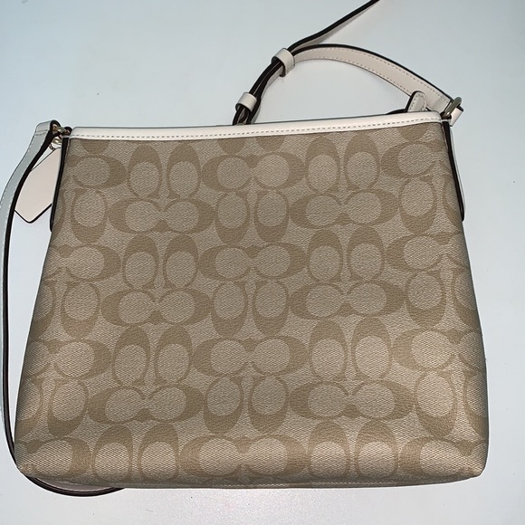 Coach Large Crossbody - Picture 3 of 7